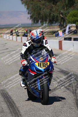 media/Aug-04-2024-TrackDaz (Sun) [[e1ff0814b6]]/Group A/Grid/